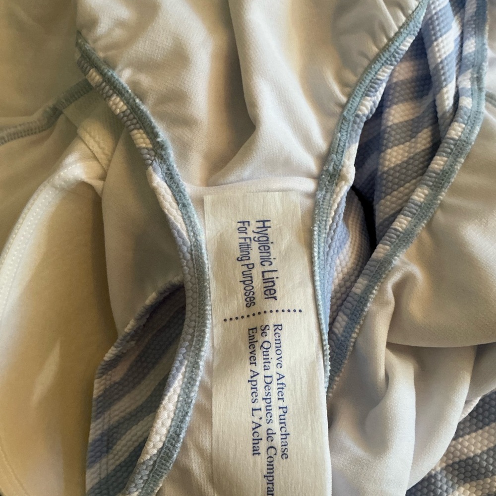 NWT Time and Tru Light Blue Striped swimsuit size 2xl - Picture 5 of 6